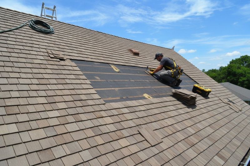 Local Cedar Shake Roof Replacement pros at work